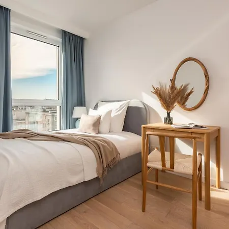 Flatbook - Near Marina Sw Piotra Apartment