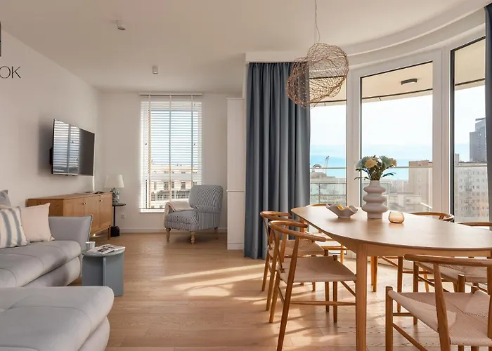 Flatbook - Near Marina Sw Piotra