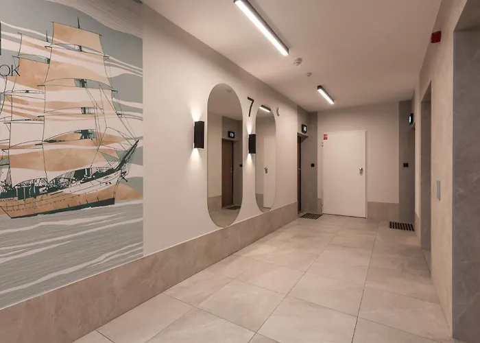 Flatbook - Near Marina Sw Piotra Apartment *